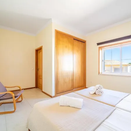 Villa Gale Guia (Faro)